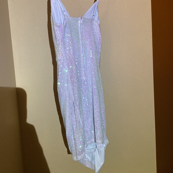 White dress with sequence, worn once - Picture 2 of 3